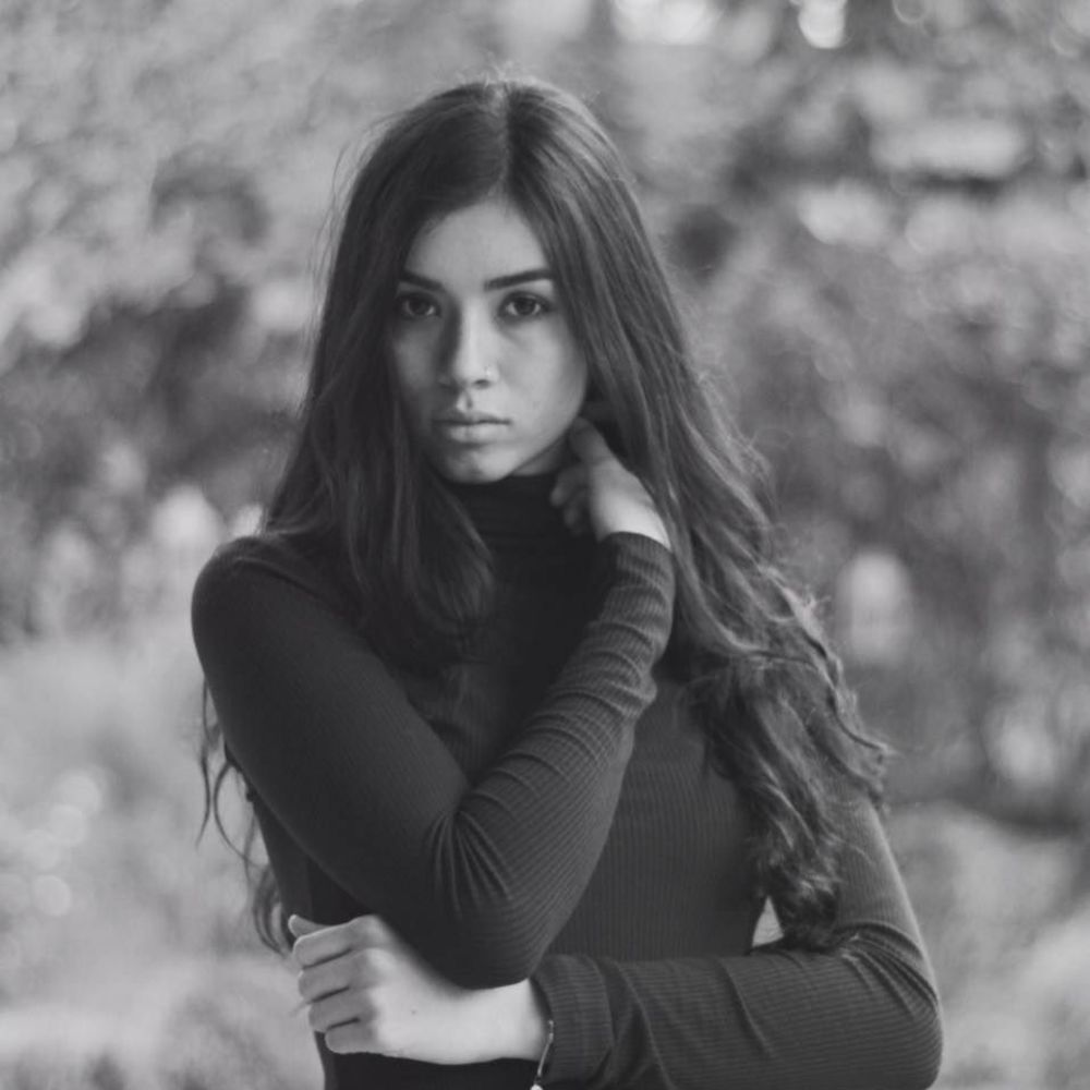 Meet your Posher, Paulina